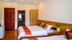 Minibar, blackout drapes, soundproofing, iron/ironing board