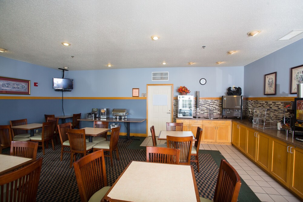 Chisholm Inn & Suites in Chisholm Best Rates & Deals on Orbitz