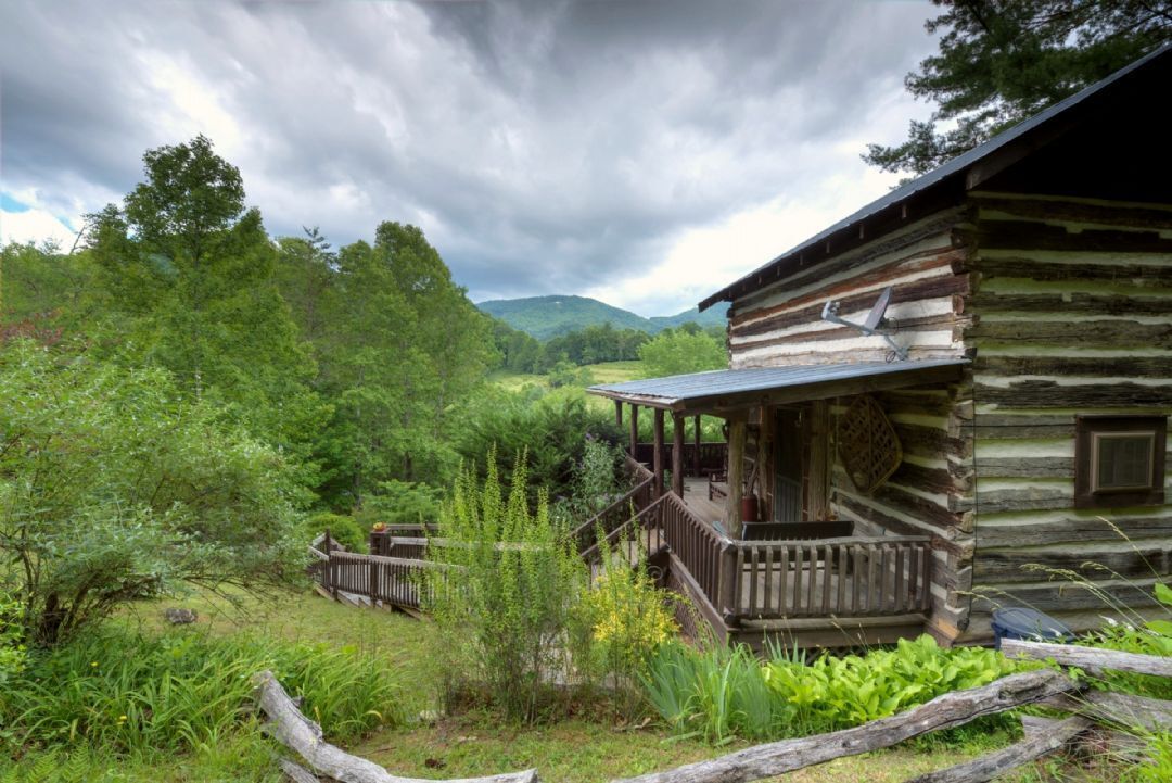 2 Bedroom Cabin In Asheville 509 A Clark S Branch Rd Expedia