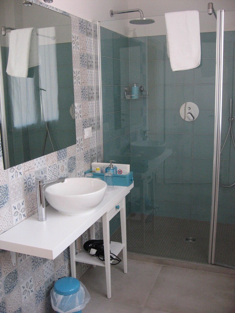 Foto - Ramo Rosso di Paolo Natalini