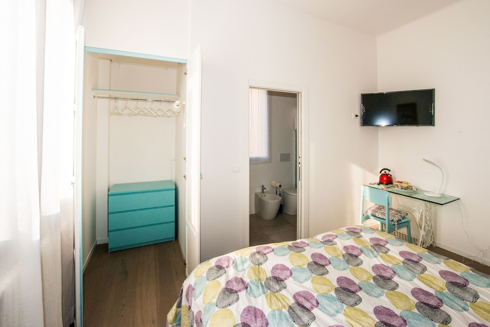 Foto - Ramo Rosso di Paolo Natalini