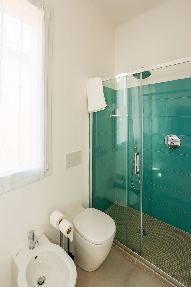 Foto - Ramo Rosso di Paolo Natalini