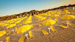 Spiaggia privata nelle vicinanze, sabbia bianca