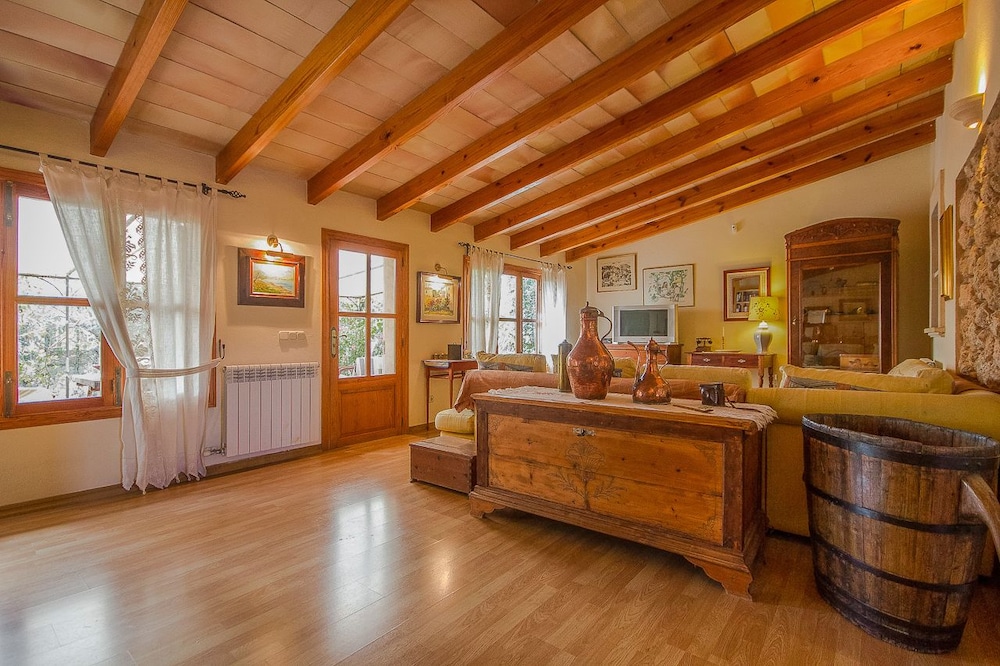 Photo - Can Pascolet