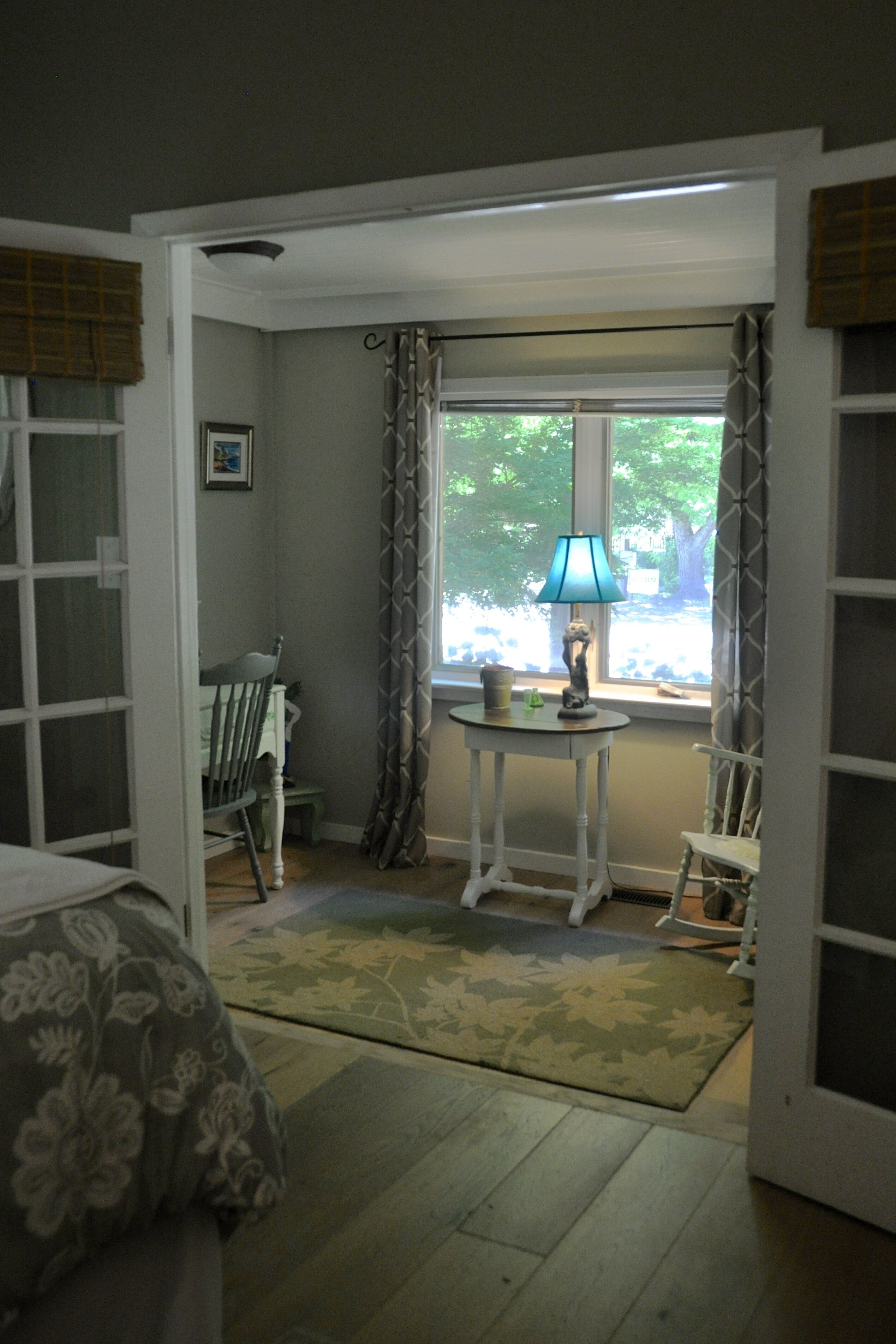 The Kenwood House, a Place to Stay in Kenwood, United States
