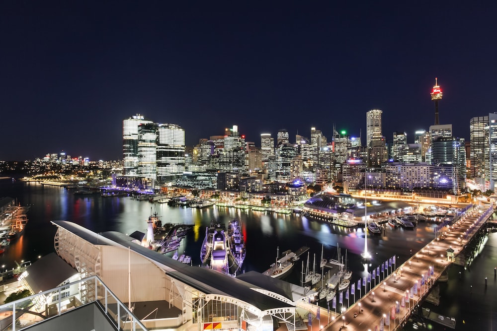 Darling Harbour Views