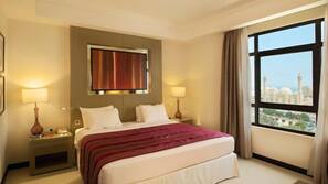 1 bedroom, in-room safe, desk, iron/ironing board