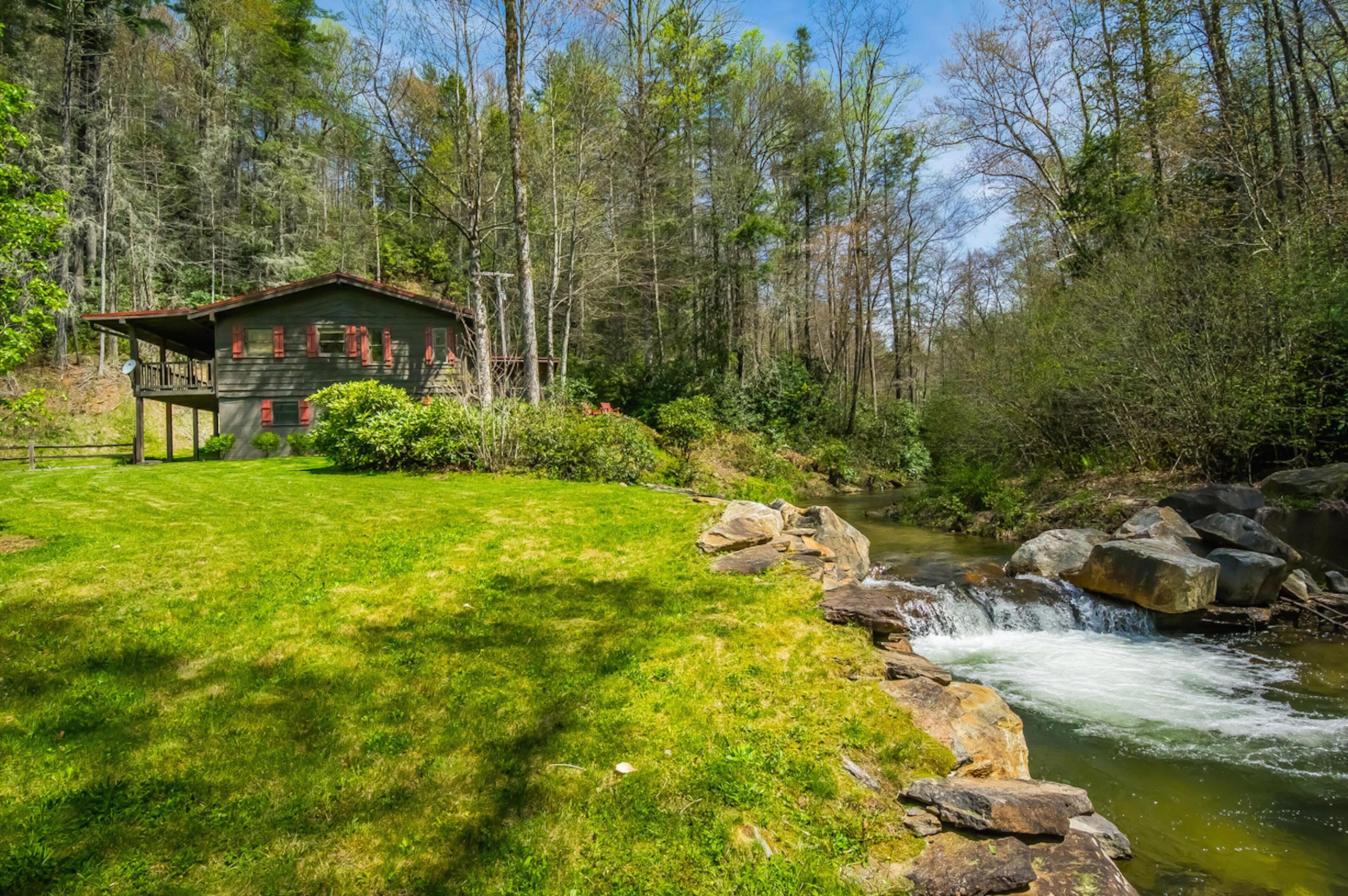 Cabin On Trout River 9 Acres Surrounded By Us Forest Waterfalls