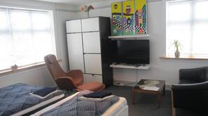 Décoration personnalisée, bureau, fer et planche à repasser sur demande
