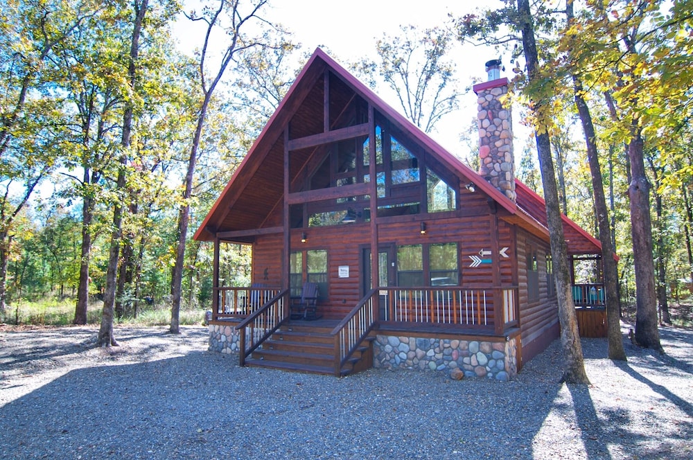 Luxury Honeymoon And Couples Cabin In Idabel Hotel Rates