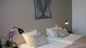 Desk, iron/ironing board, free WiFi, linens