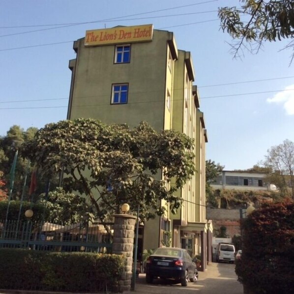 Book The Lions Den Hotel in Addis Ababa