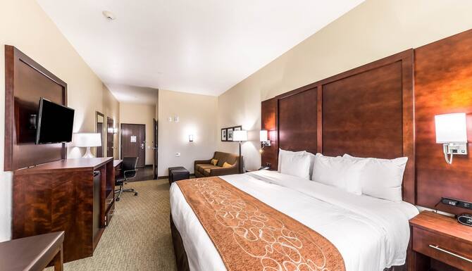 Comfort Suites Grand Prairie Arlington North In Dallas Tx Expedia