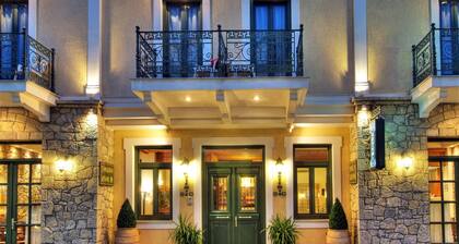 Artemis Hotel