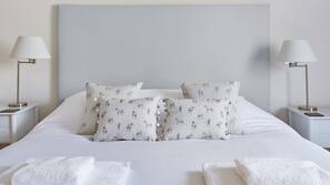 Egyptian cotton sheets, premium bedding, free WiFi