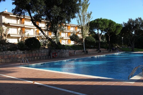 Hotels Near Cala Salguer Palamos Find Cheap 66 Hotel - 
