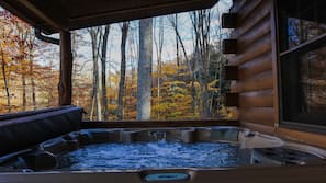 Outdoor spa bath