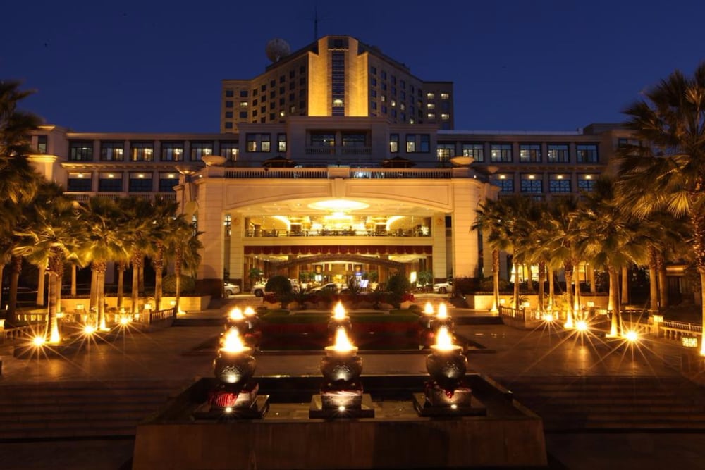 Green Lake Hotel 2018 Room Prices 131 Deals Reviews Expedia Lake View Featured Image