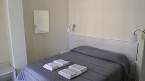 In-room safe, desk, laptop workspace, free WiFi