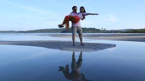 Private beach, white sand, snorkelling, beach yoga