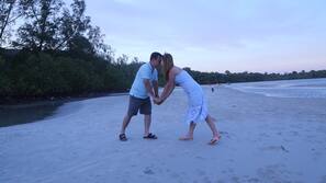 Private beach, white sand, snorkelling, beach yoga