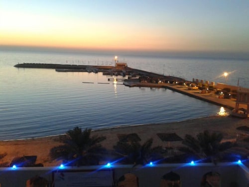 Bahrain Beach Bay Resort Zallaq Hotelbewertungen 2021 Expedia De