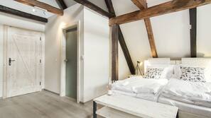 Minibar, pengeskab, skrivebord, gratis Wi-Fi