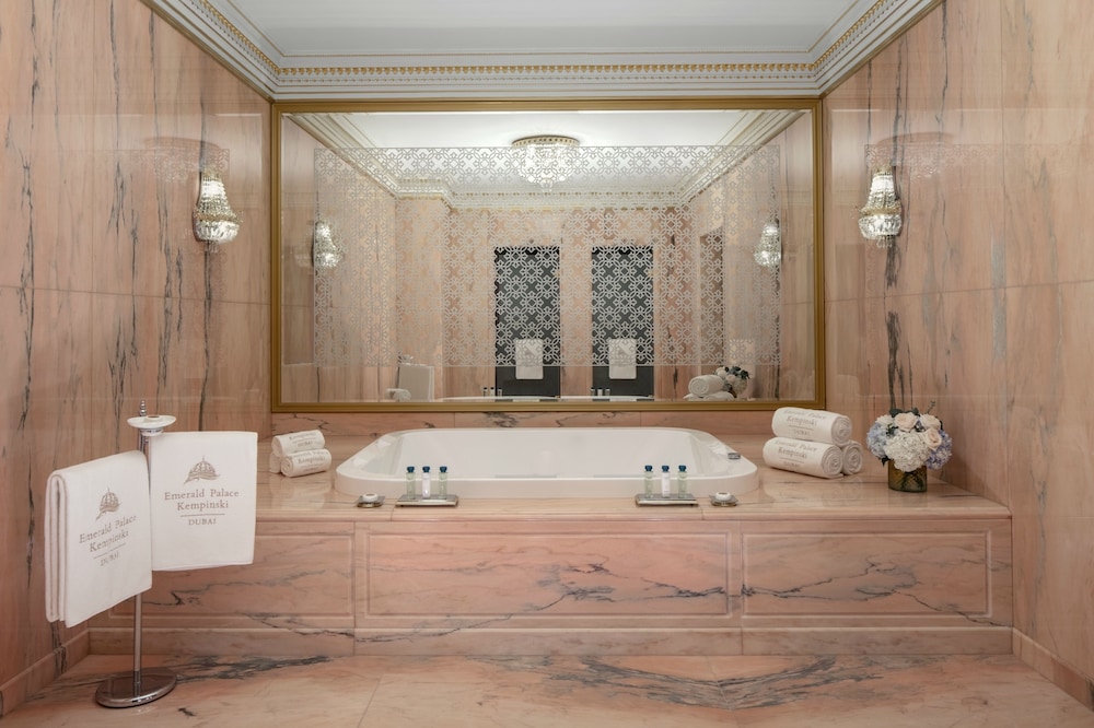 Emerald Palace Kempinski Dubai In Dubai Hotel Rates Reviews On