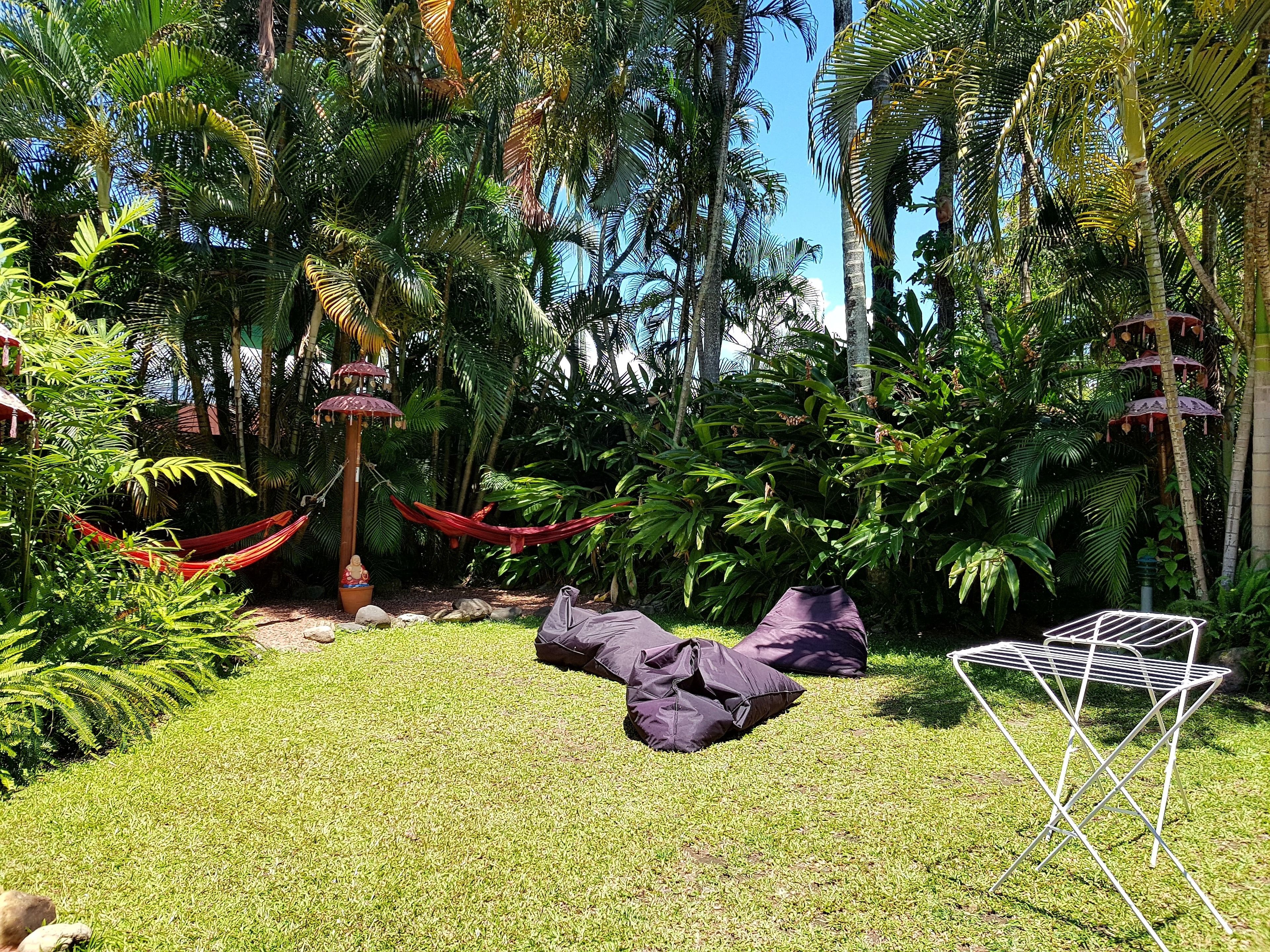 Tropic Days Backpackers