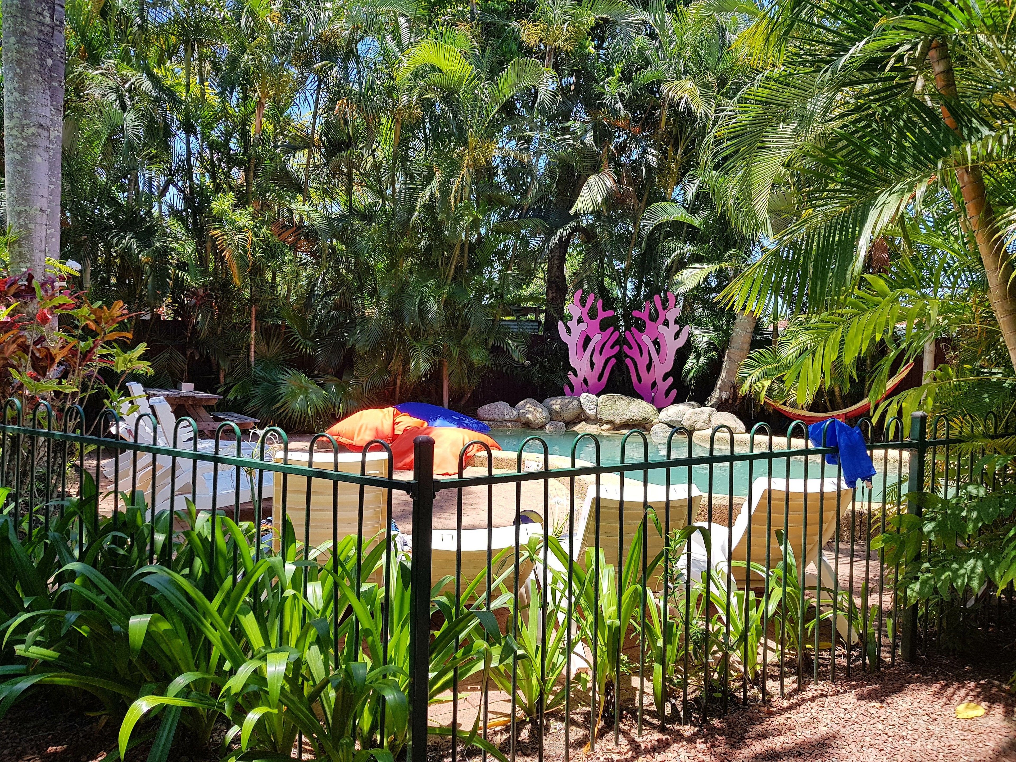 Tropic Days Backpackers