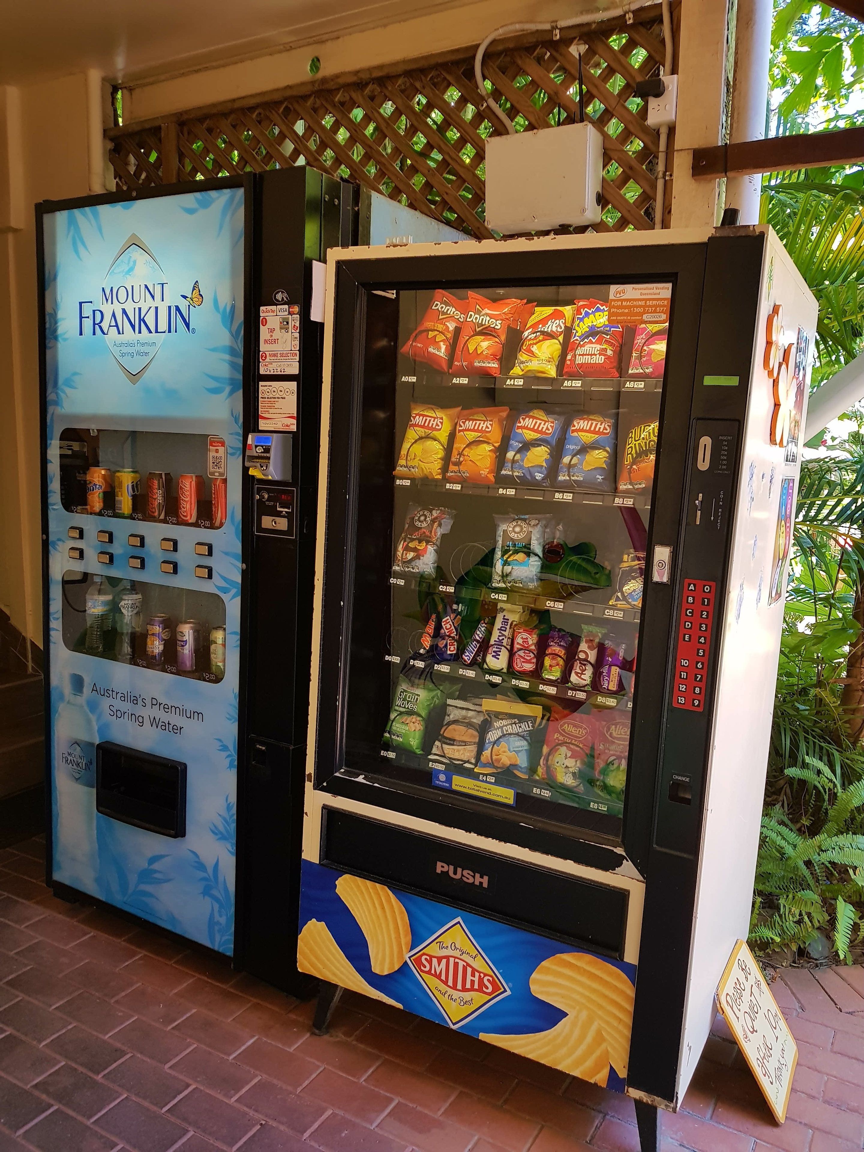 Tropic Days Backpackers