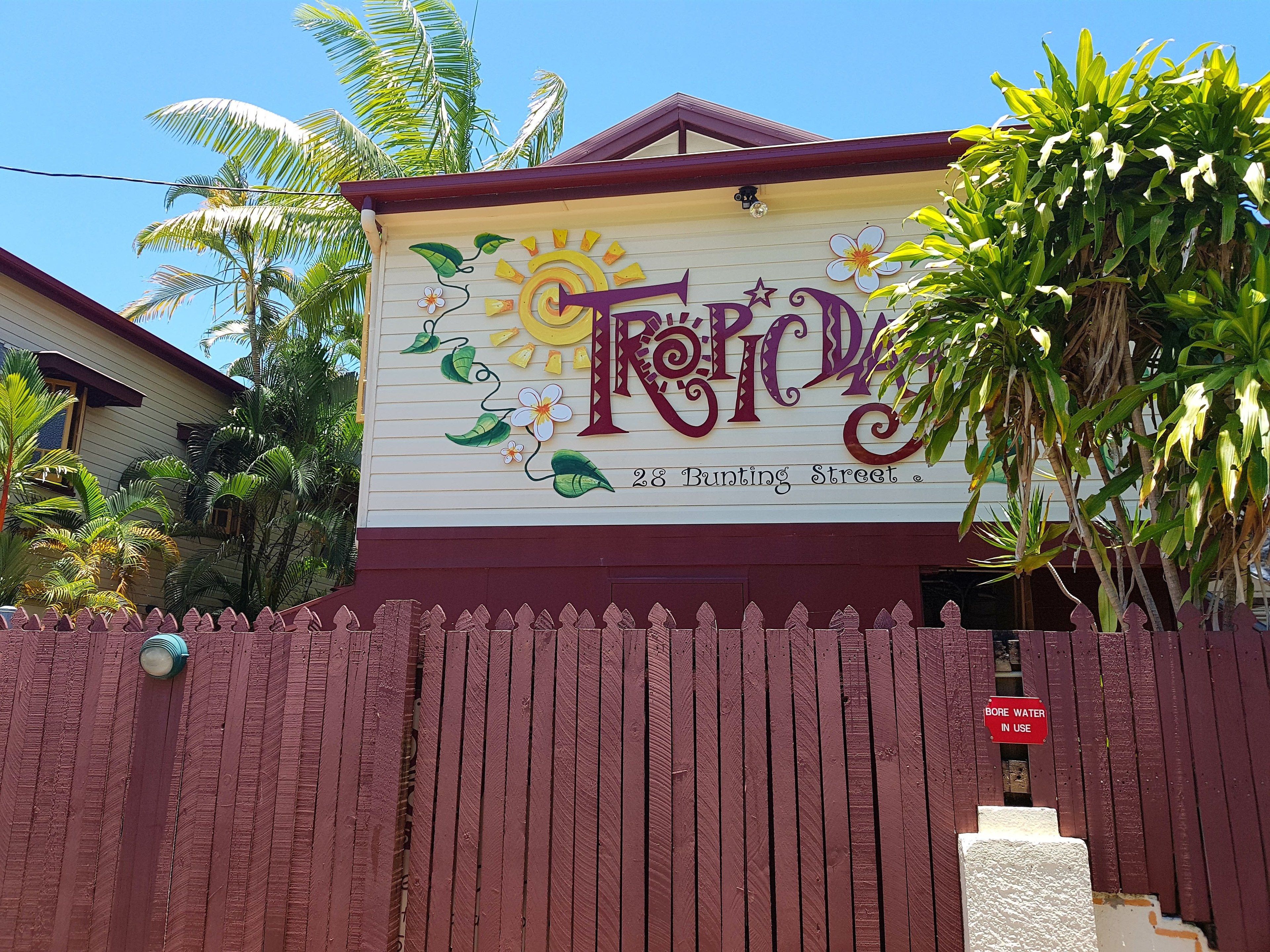 Tropic Days Backpackers