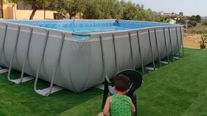 Piscina stagionale all'aperto