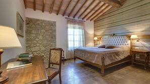 Biancheria da letto di alta qualità, minibar, una cassaforte in camera