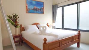 3 bedrooms, premium bedding, minibar, in-room safe