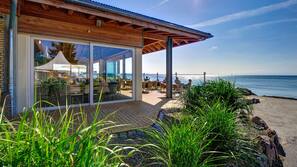 Beach nearby, scuba diving, snorkelling, windsurfing