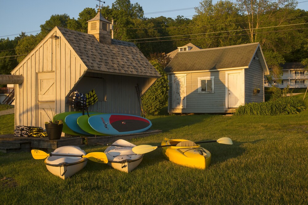 Lake Bomoseen Lodge in Bomoseen Best Rates & Deals on Orbitz