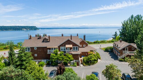 cheap hotels in oak harbor wa