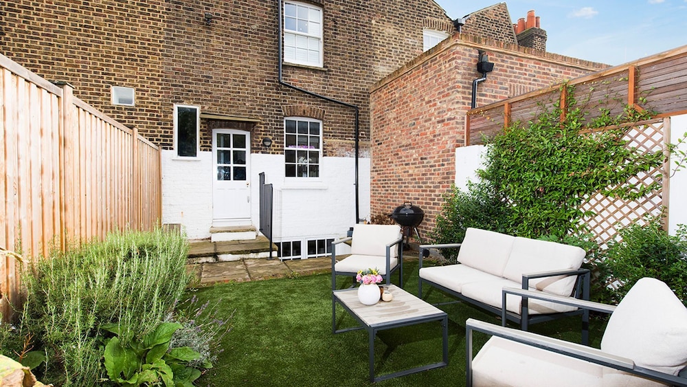 Stylish 3br By Clapham Common In London Hotel Rates - 