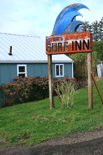 Great Place to stay The Netarts Surf Inn near Tillamook 