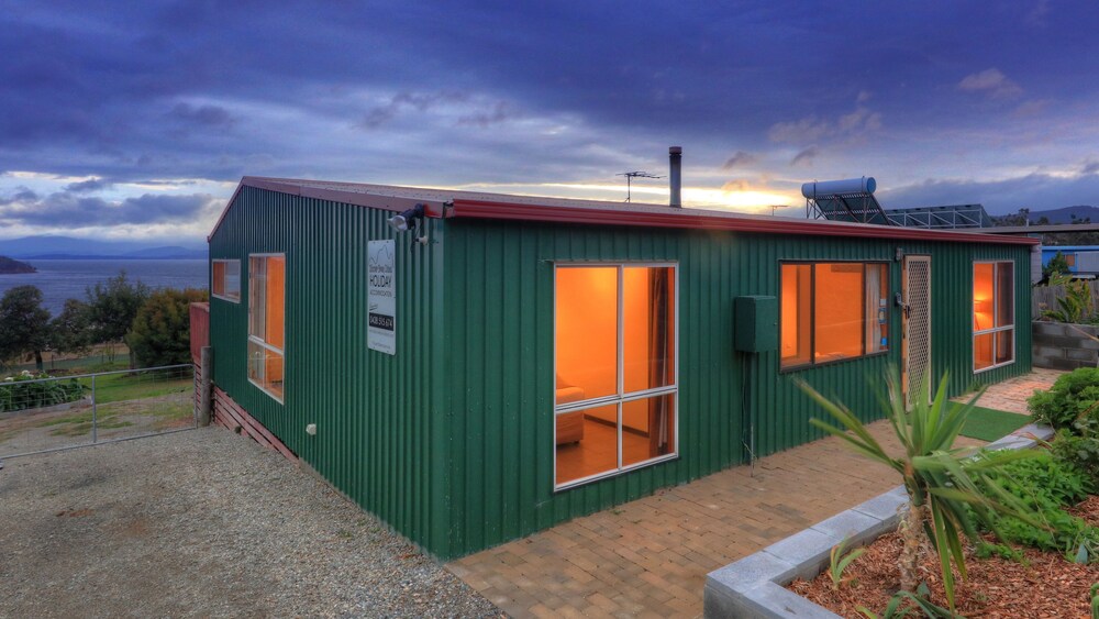 Discover Bruny Island Holiday Accommodation