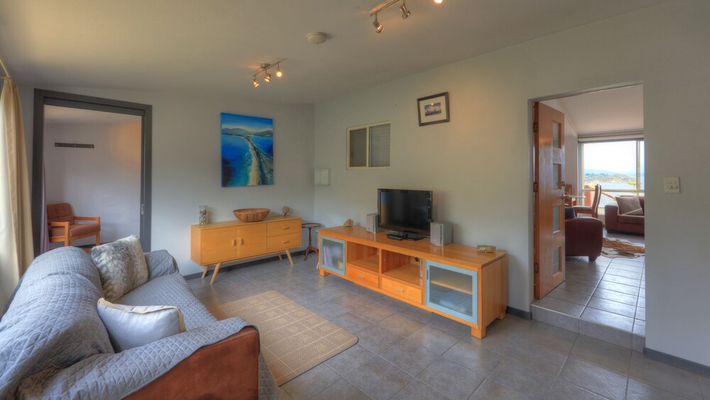 Discover Bruny Island Holiday Accommodation