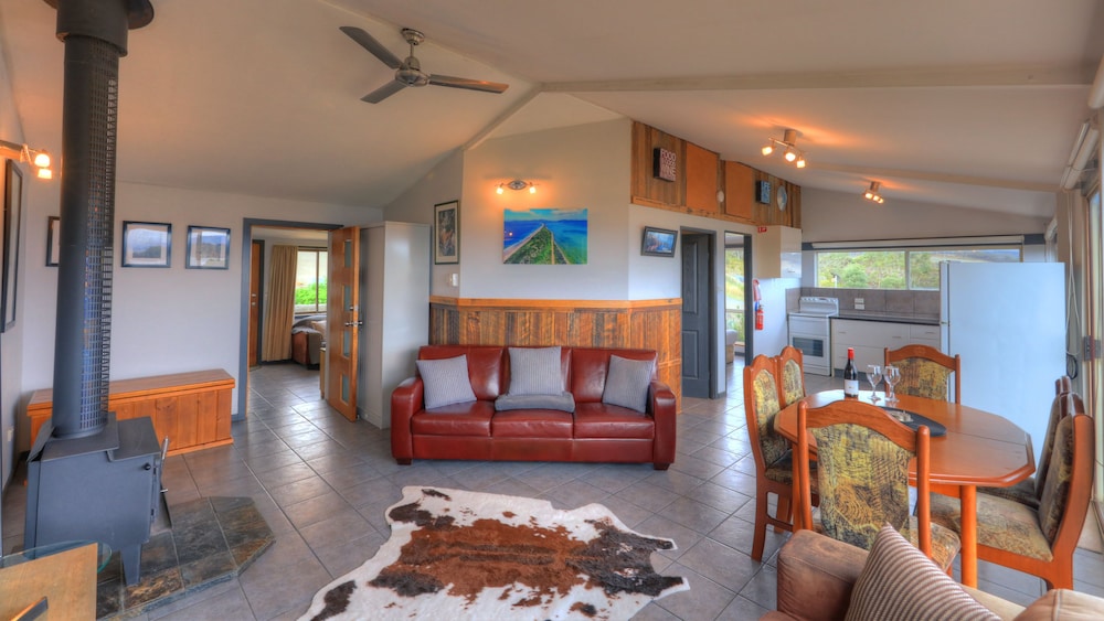 Discover Bruny Island Holiday Accommodation