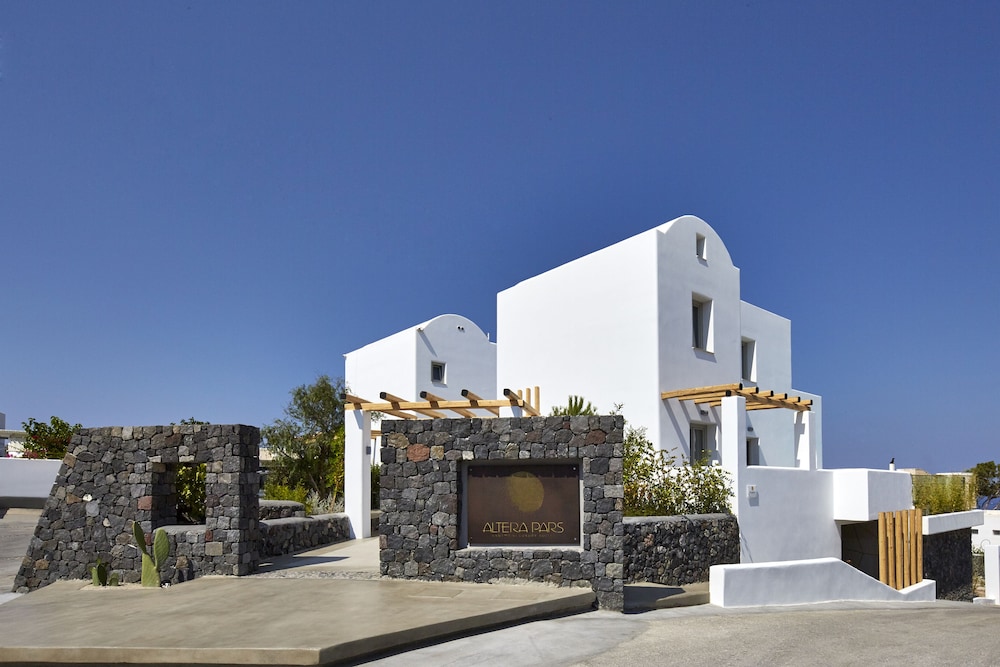 Altera Pars Suites Santorini 2018 Hotel S Expedia Featured Image