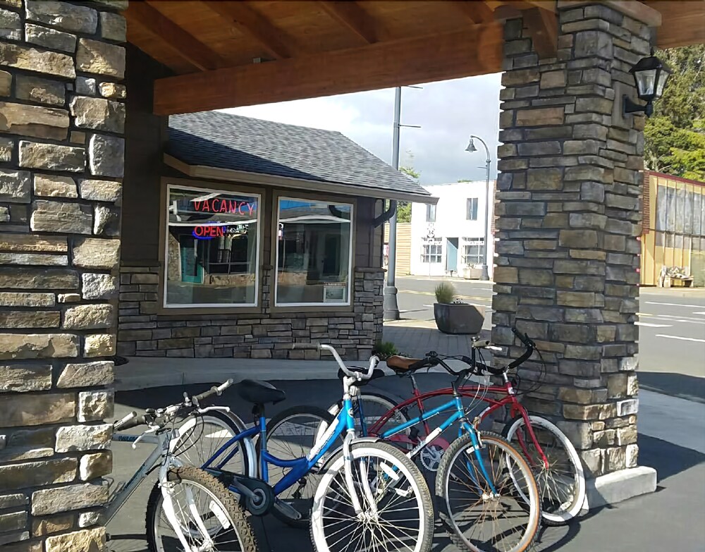 The Waldport Inn, Waldport 79 Room Prices & Reviews Travelocity