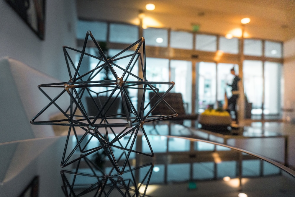 Brickell Bay Boardwalk - Waterfront Luxury Condo