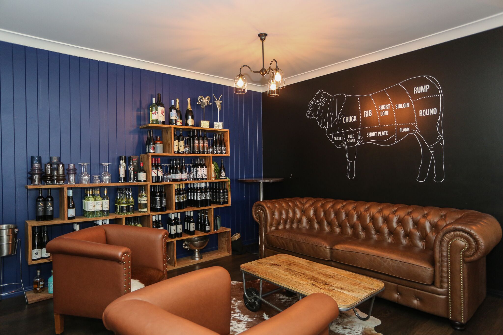 Clermont Country Motor Inn