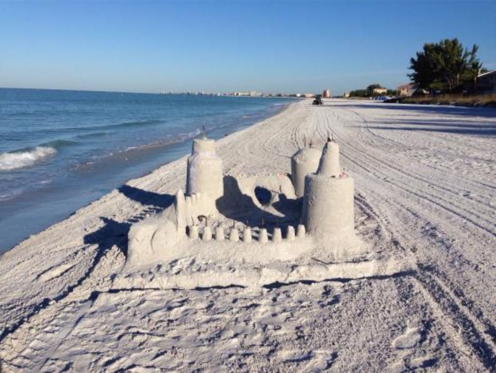 Riley's Retreat, 1 Bedroom Waterfront with Private Boat Dock and Beach Access