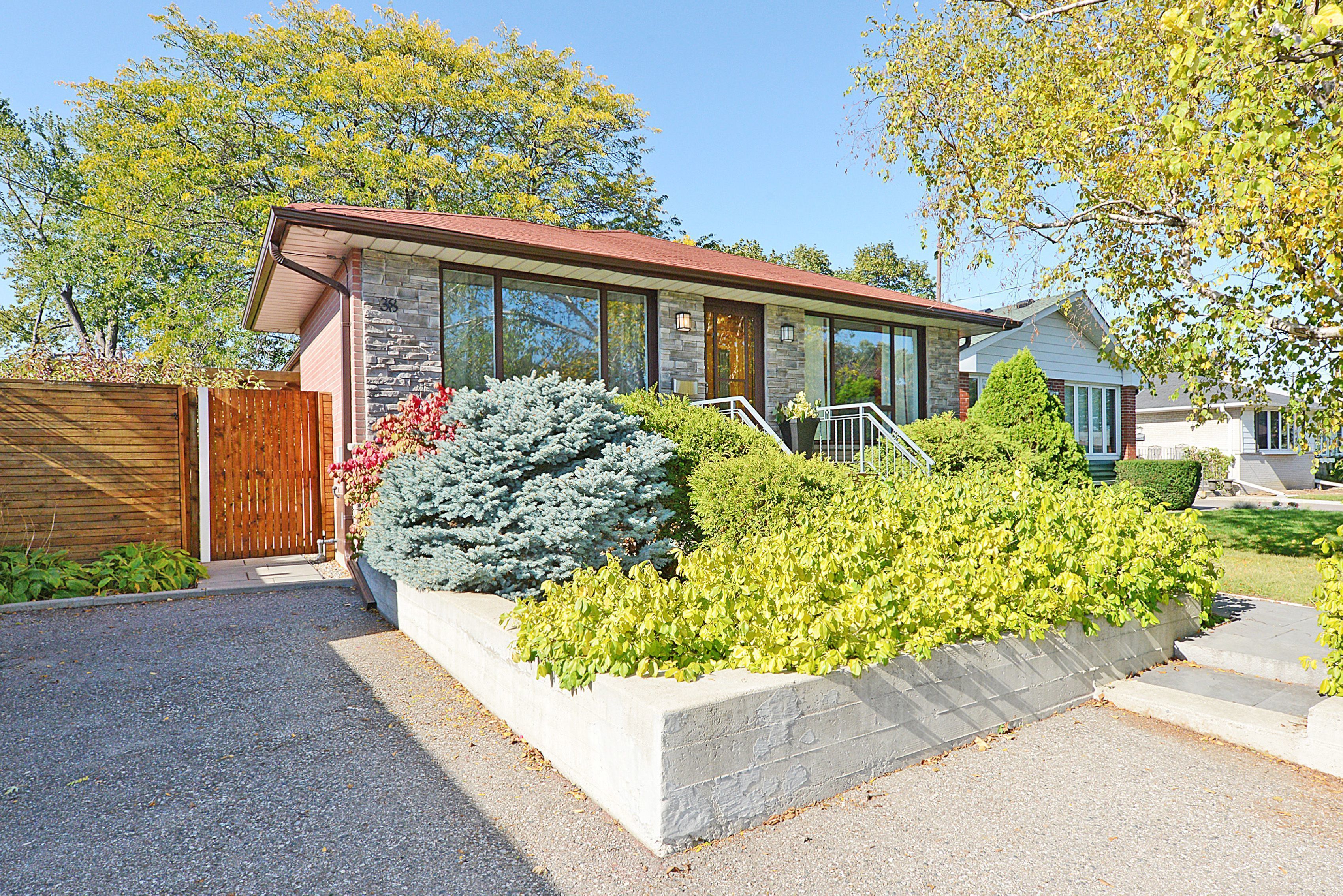 Richview Gardens Apartment In Toronto Canada Expedia