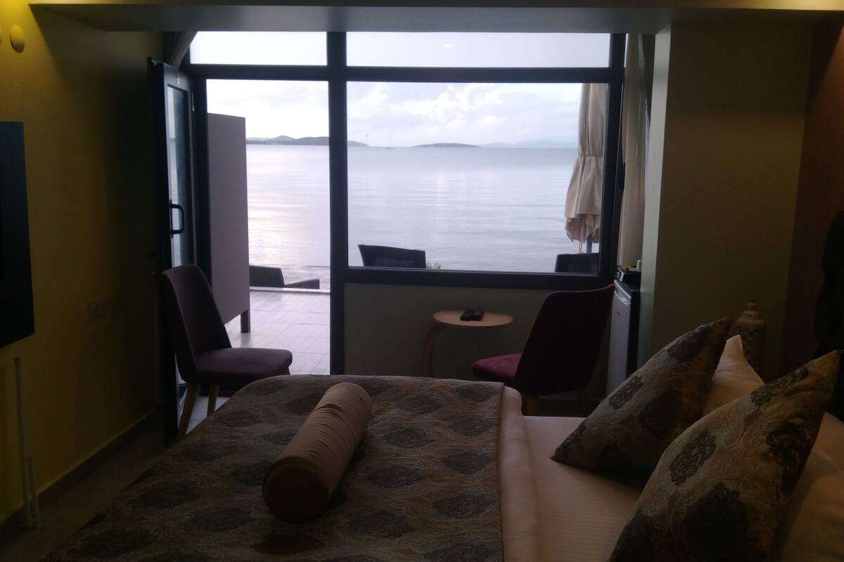 Itimat Pansiyon In Urla Turkey Expedia